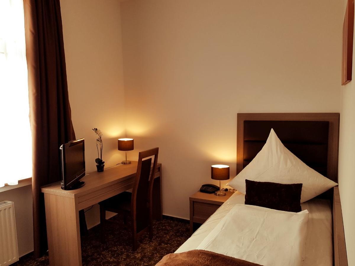 Hotel Dormir Moers Exteriér fotografie